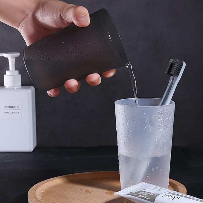 Simple Drinking Cup, Household Plastic Cup, Couple Toothbrush Holder, Large Capacity 300ml (10 oz) Mug (300 ml). (Translucent Black & White)