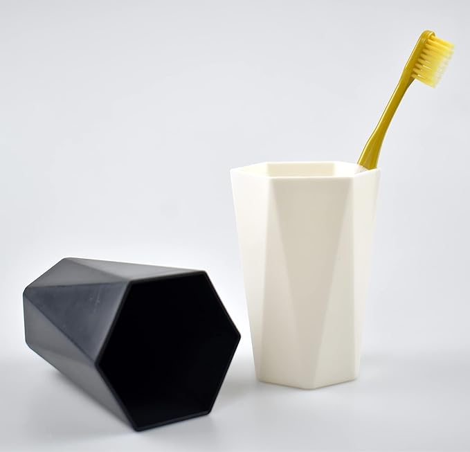 Bathroom 2-Pack, Plastic Toothbrush Holder, Drinking Cup, Geometric Diamond mouthwash Cups, 280 ml/9.5 oz(Black & Off White)