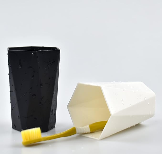 Bathroom 2-Pack, Plastic Toothbrush Holder, Drinking Cup, Geometric Diamond mouthwash Cups, 280 ml/9.5 oz(Black & Off White)