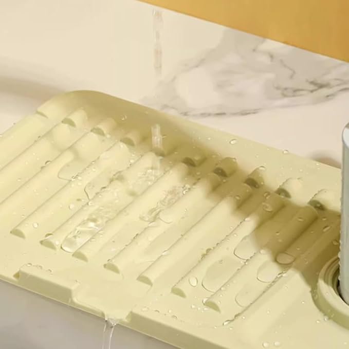 Silicone sink drainage pad with faucet hole, foldable splash guard, kitchen sink storage pad