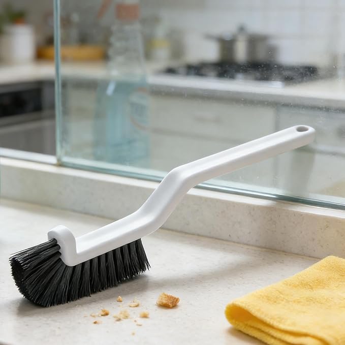 Genérico Hard Bristle Brush for Crevices, Multifunctional Scrubber with Hard Bristles and Long Handle – Cleaning Brush for Kitchen – for Bathtub Kitchen Deck Patio Pool Garage Grout