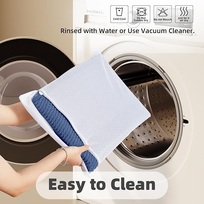 Bathroom Runner Rugs, Long Bath Mat Runner Washable Thin Quick Dry Low Pile Bathroom Runner Rugs Non Slip, Navy Blue 16"x60"