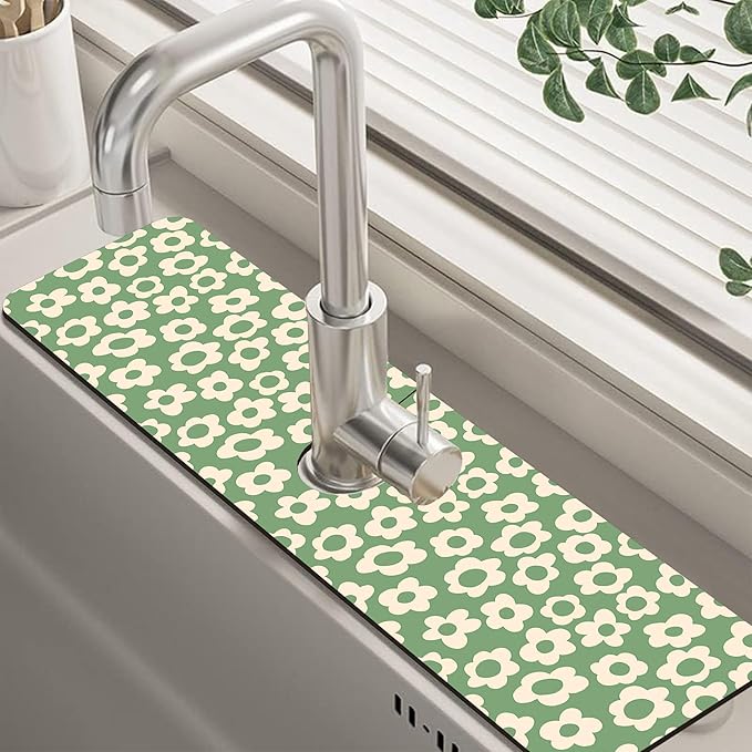 Vintage Groovy Flowers Sink Faucet Absorbing Mat Splash Guard Behind Faucet Sink Mat Absorbent Fast Drying Faucet Draining Mat for Bathroom Kitchen 5.5"×24"