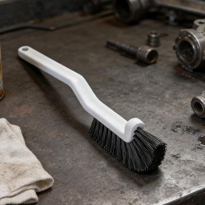 Genérico Hard Bristle Brush for Crevices, Multifunctional Scrubber with Hard Bristles and Long Handle – Cleaning Brush for Kitchen – for Bathtub Kitchen Deck Patio Pool Garage Grout