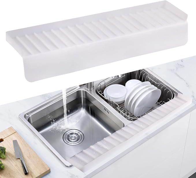 Kitchen Sink Splash Guard with Suction Cups, Kitchen Sink Mat, Non-Slip Silicone Sink Edge Protector, Water Splash Guard for Kitchen, Bathroom, Bathtub (Transparent, 4*24 in)