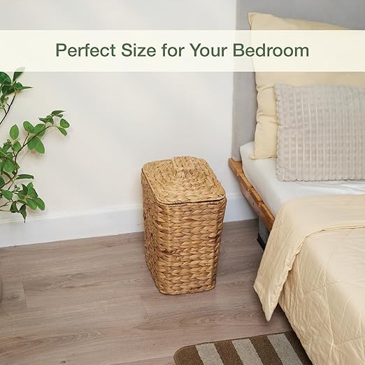 Wicker Trash Can with Lid and Liner - Rattan Trash Can for Bathroom - Decorative Wicker Waste Basket for Bedroom, Kitchen and Office (Natural Hyacinth)