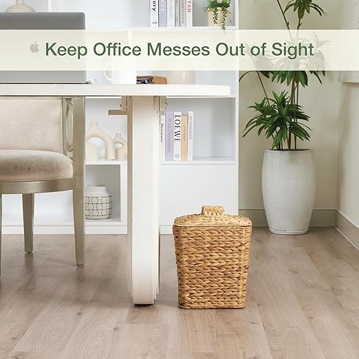 Wicker Trash Can with Lid and Liner - Rattan Trash Can for Bathroom - Decorative Wicker Waste Basket for Bedroom, Kitchen and Office (Natural Hyacinth)