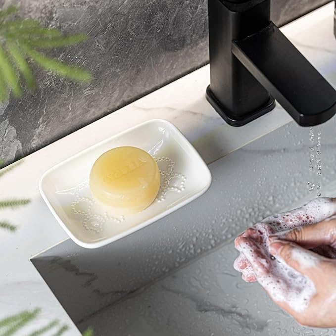 Gomakren Ceramic Soap Dish with Raised Scalloped Design, Versatile Soap Holder & Tray for Bathroom and Kitchen Sink, Prevents Soggy Soap, Rustic Modern Decor, Easy to Clean, White (5.59" x 4.02")