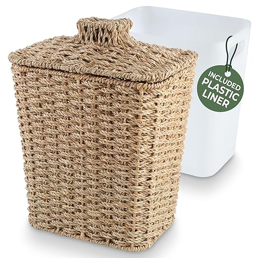 Wicker Trash Can with Lid and Liner - Rattan Trash Can for Bathroom - Decorative Wicker Waste Basket for Bedroom, Kitchen and Office (Natural Seagrass)